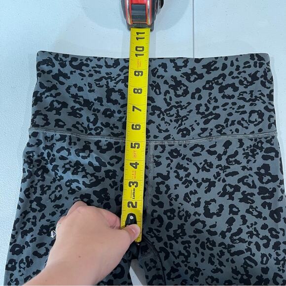 Athleta Leopard Elation Ultra High Rise Tight,Anthracite Grey S #501019 - Picture 8 of 11